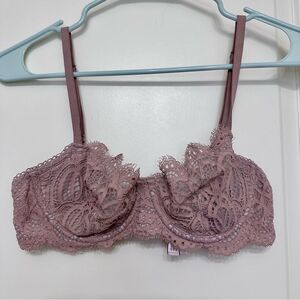 VS Lace Push-up Without Padding Bra
